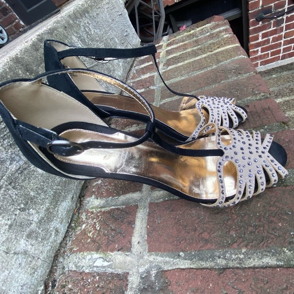 Madden Girl Black/Cream Strappy Heels 4in - Picture 7 of 8